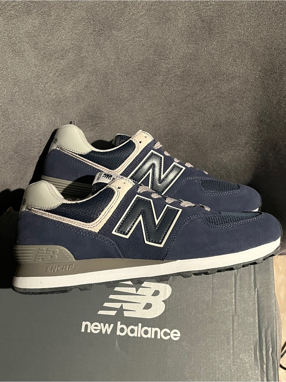 New Balance Men’s Sneakers 574 Navy Blue Size 9.5 US